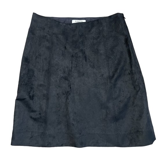 Aritzia Babaton Modern Mini Skirt black Vegan suede size 6 a-line - Picture 1 of 7